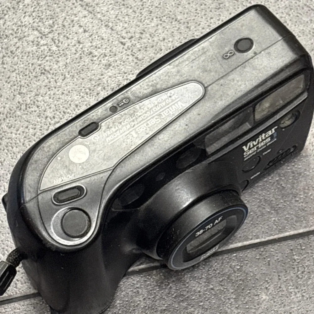 Vivitar Camera Series 1 460PZ Data Back 38-70 zoom AF W/ 35mm Film Extra Battery